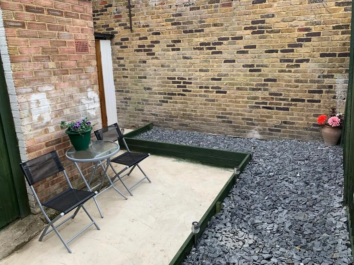 Modern Apartment In Twickenham Highstreet 0*,  Regno Unito